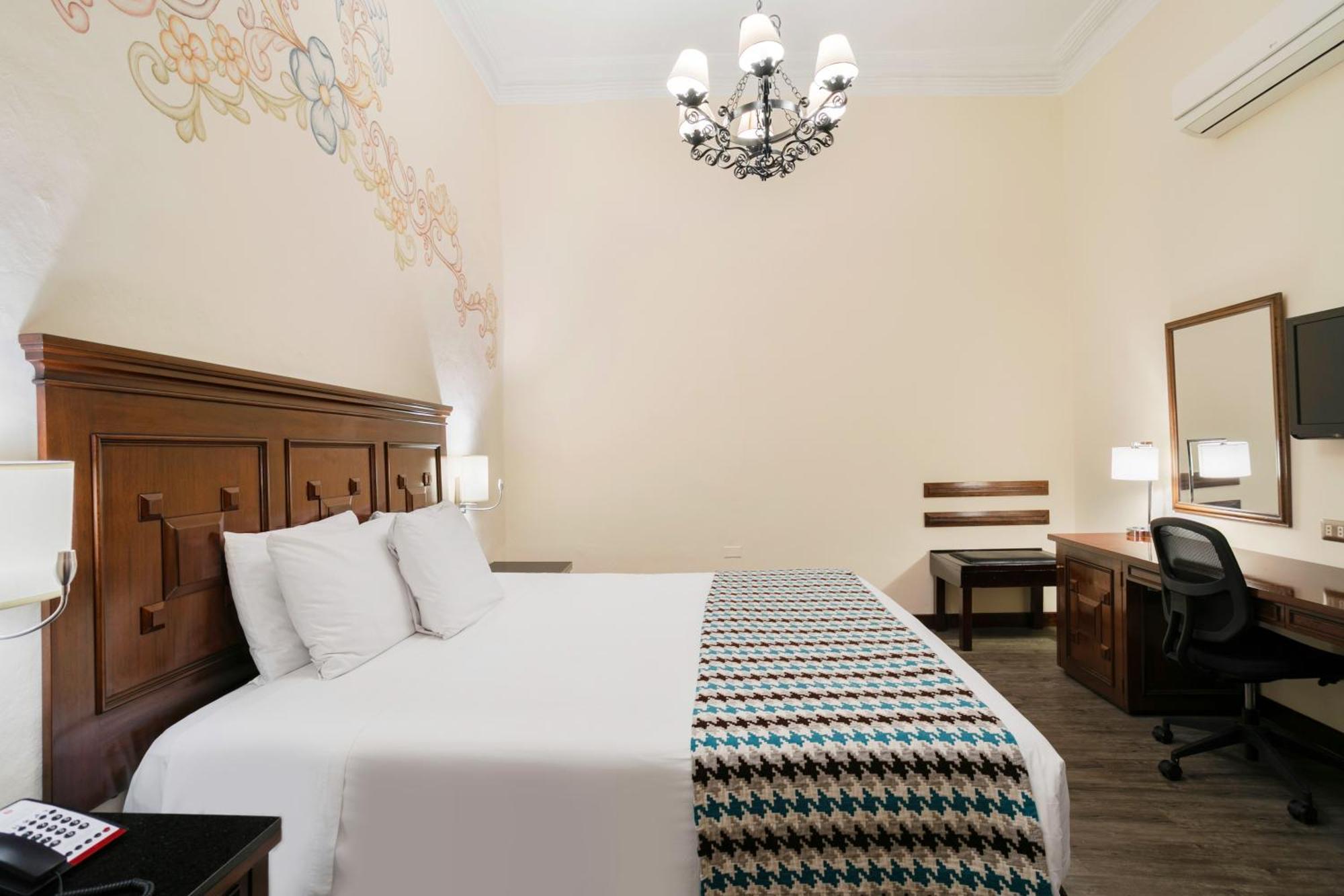 Wyndham Costa Del Sol Cusco Hotel Bagian luar foto