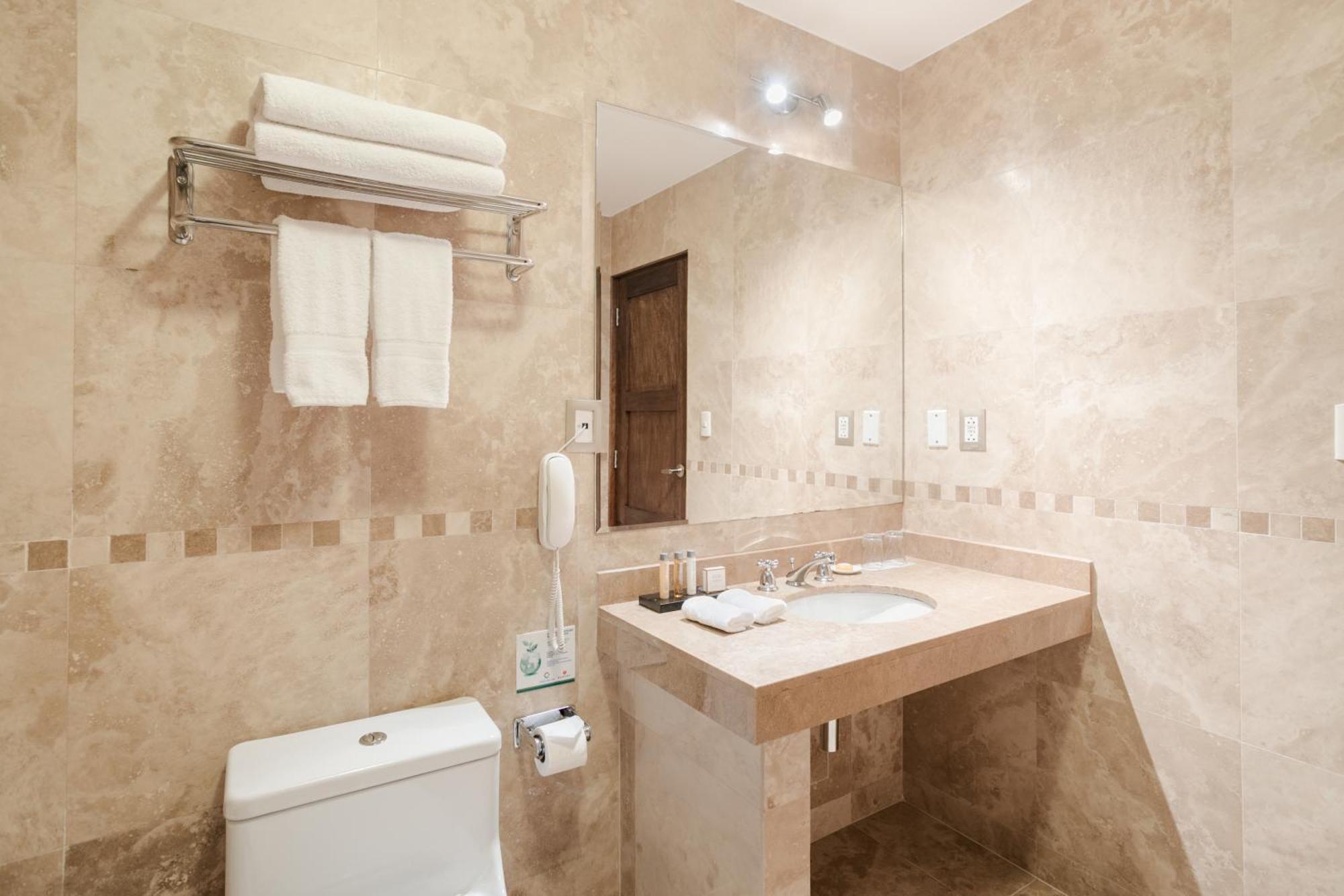 Wyndham Costa Del Sol Cusco Hotel Bagian luar foto