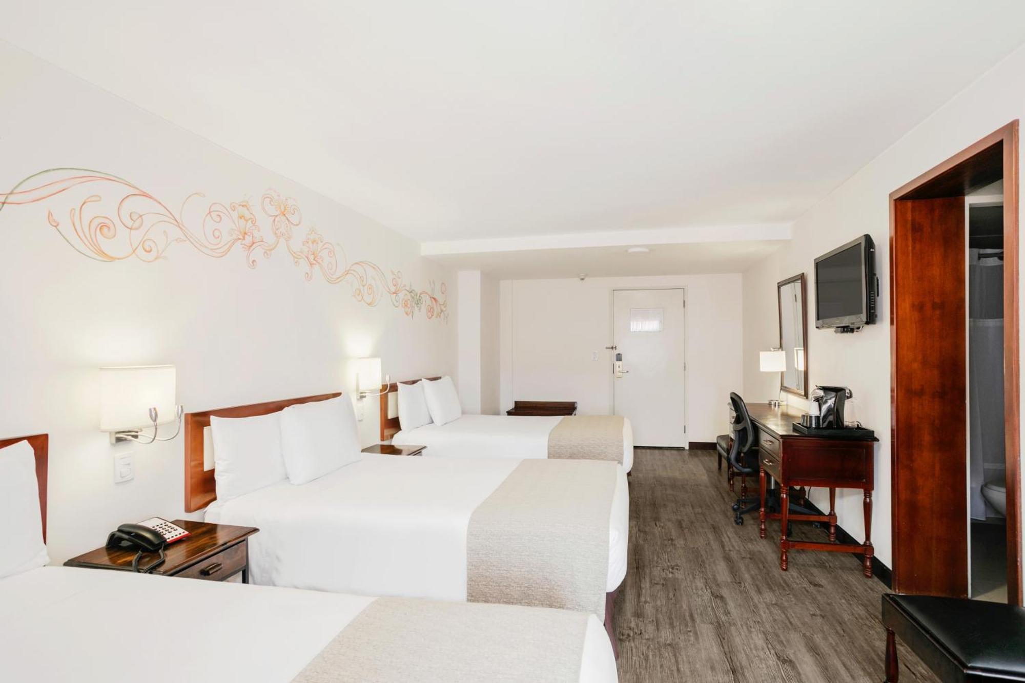 Wyndham Costa Del Sol Cusco Hotel Bagian luar foto